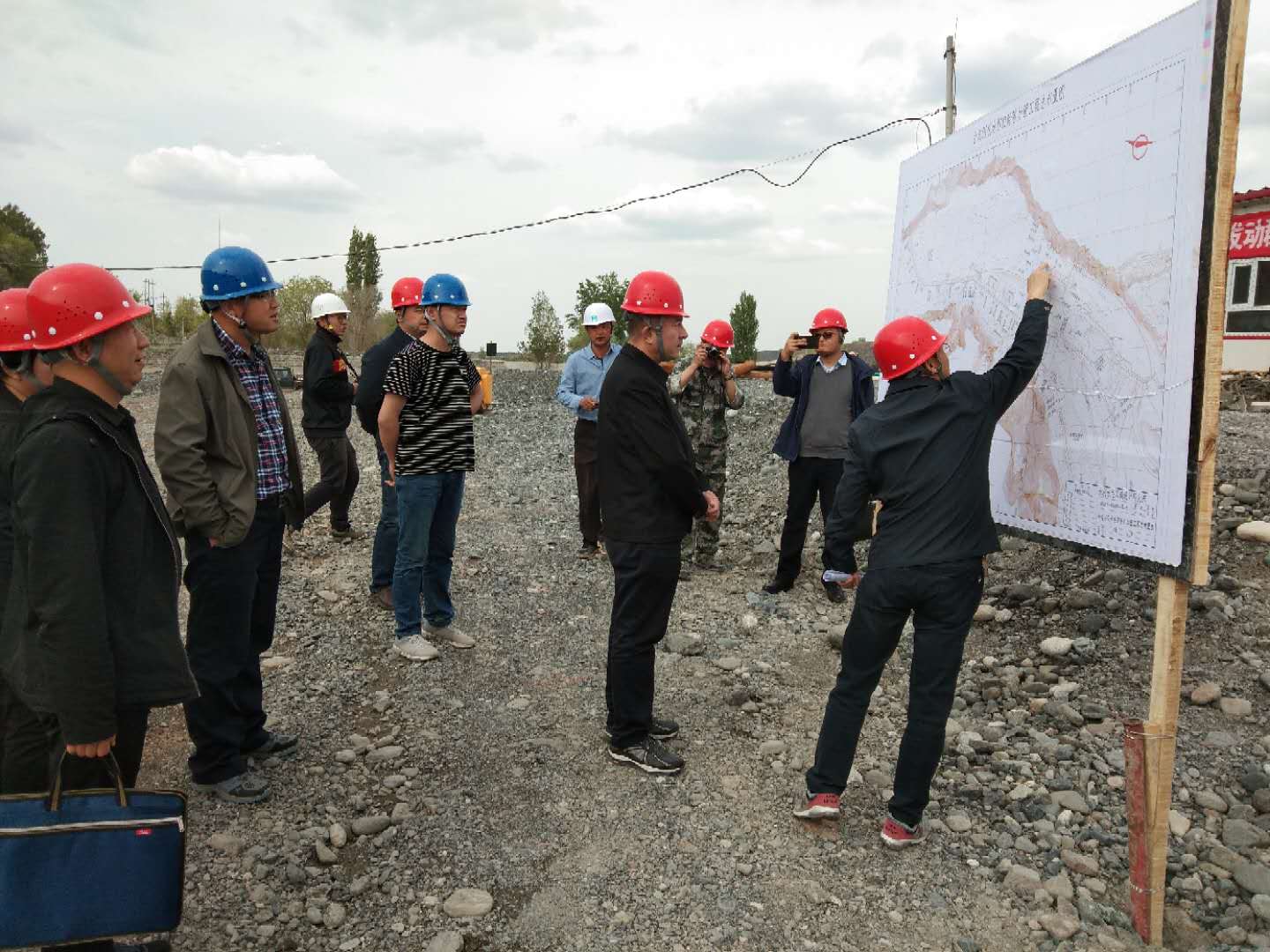 新疆金沟河引水枢纽除险加固工程建设已完成2020年6月计划目标任务简报